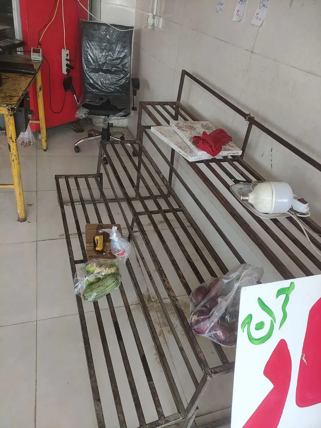 یخچال با تمام وسایل ترازو دکور|فروشگاه و مغازه|یاسوج, |دیوار