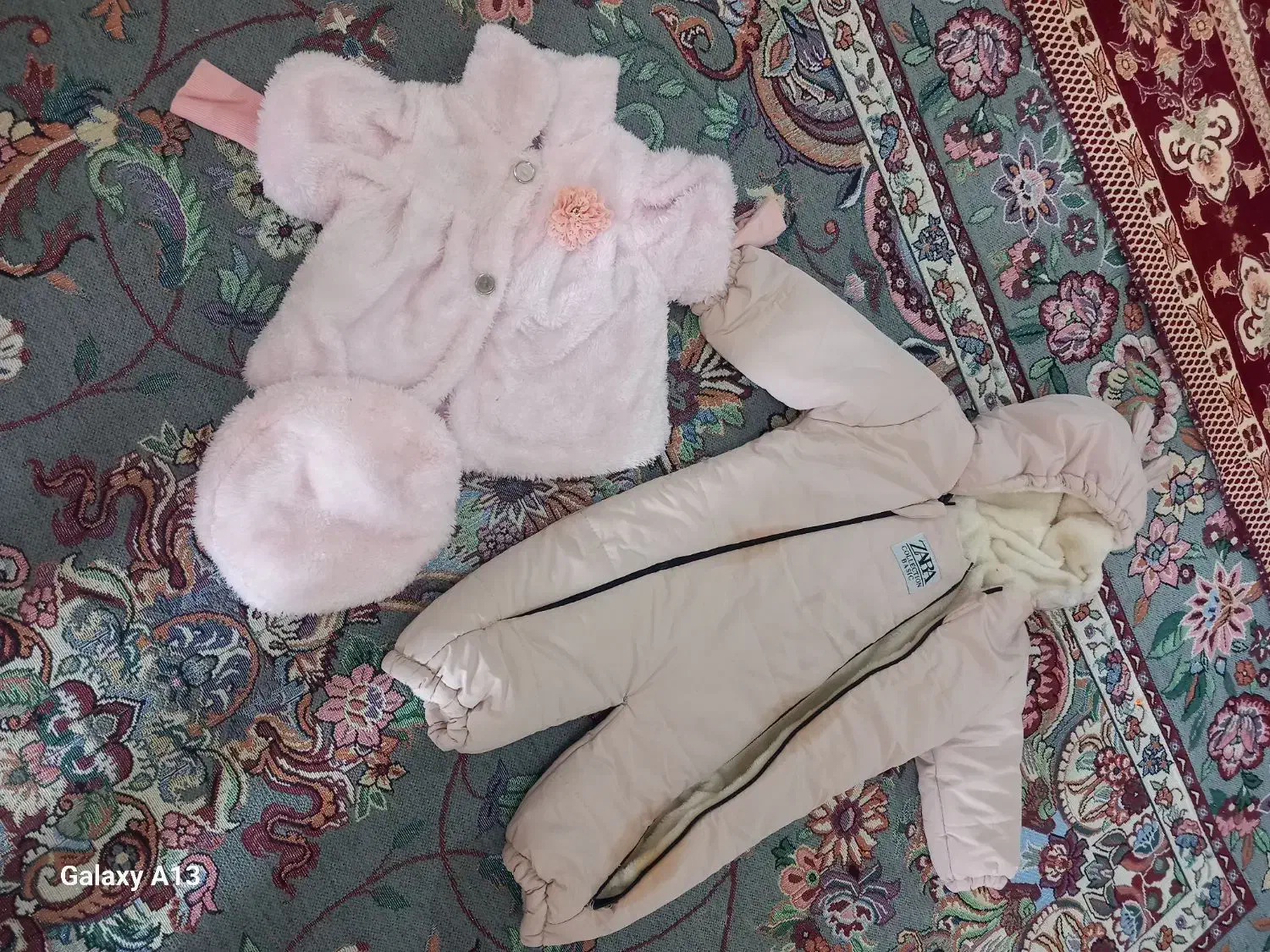 لباس بچگونه ۱۰۰تومن|کفش و لباس بچه|رباطکریم, نصیرشهر|دیوار