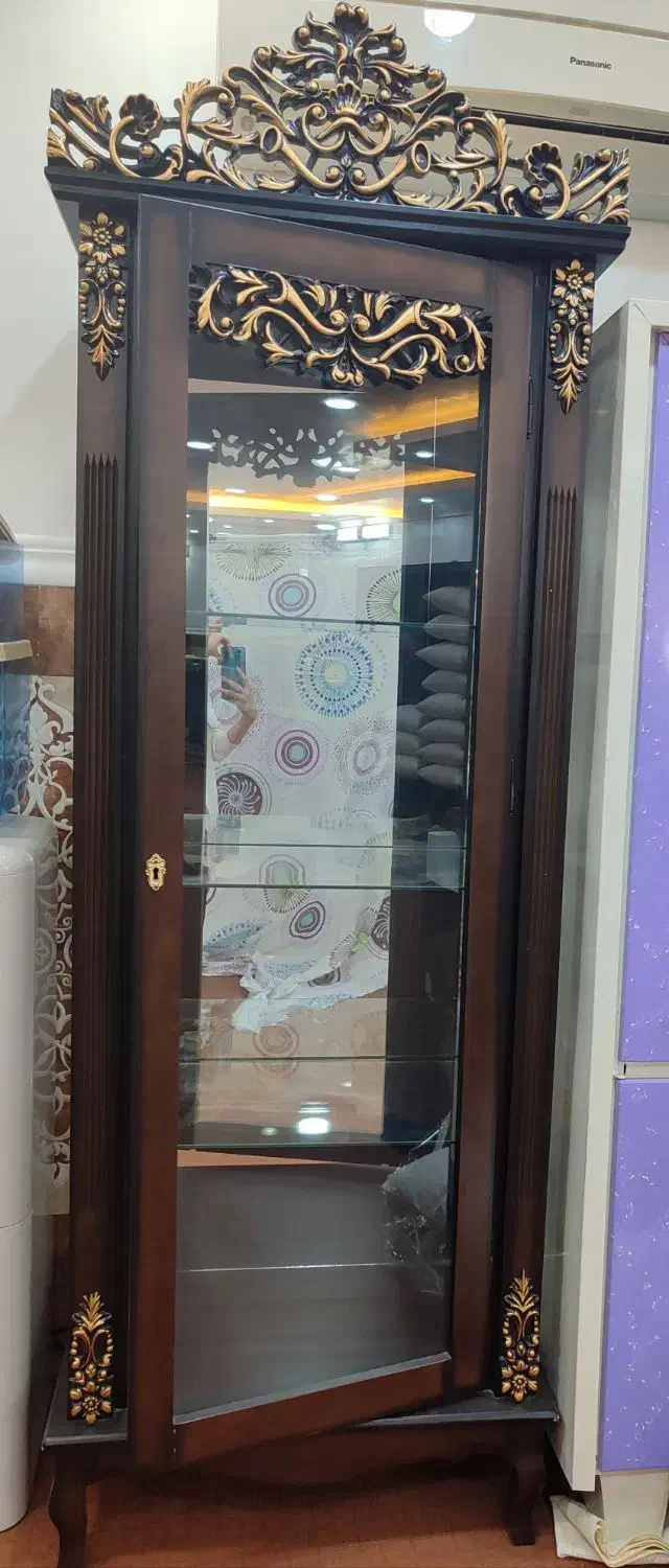 دکور سلطنتی|بوفه، ویترین، کنسول|لار, |دیوار