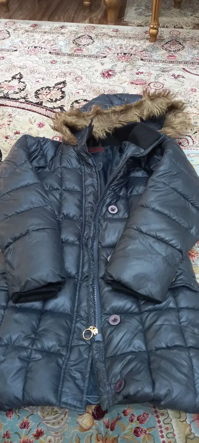 لباس وکاپشن|کفش و لباس بچه|رشت, حمیدیان|دیوار