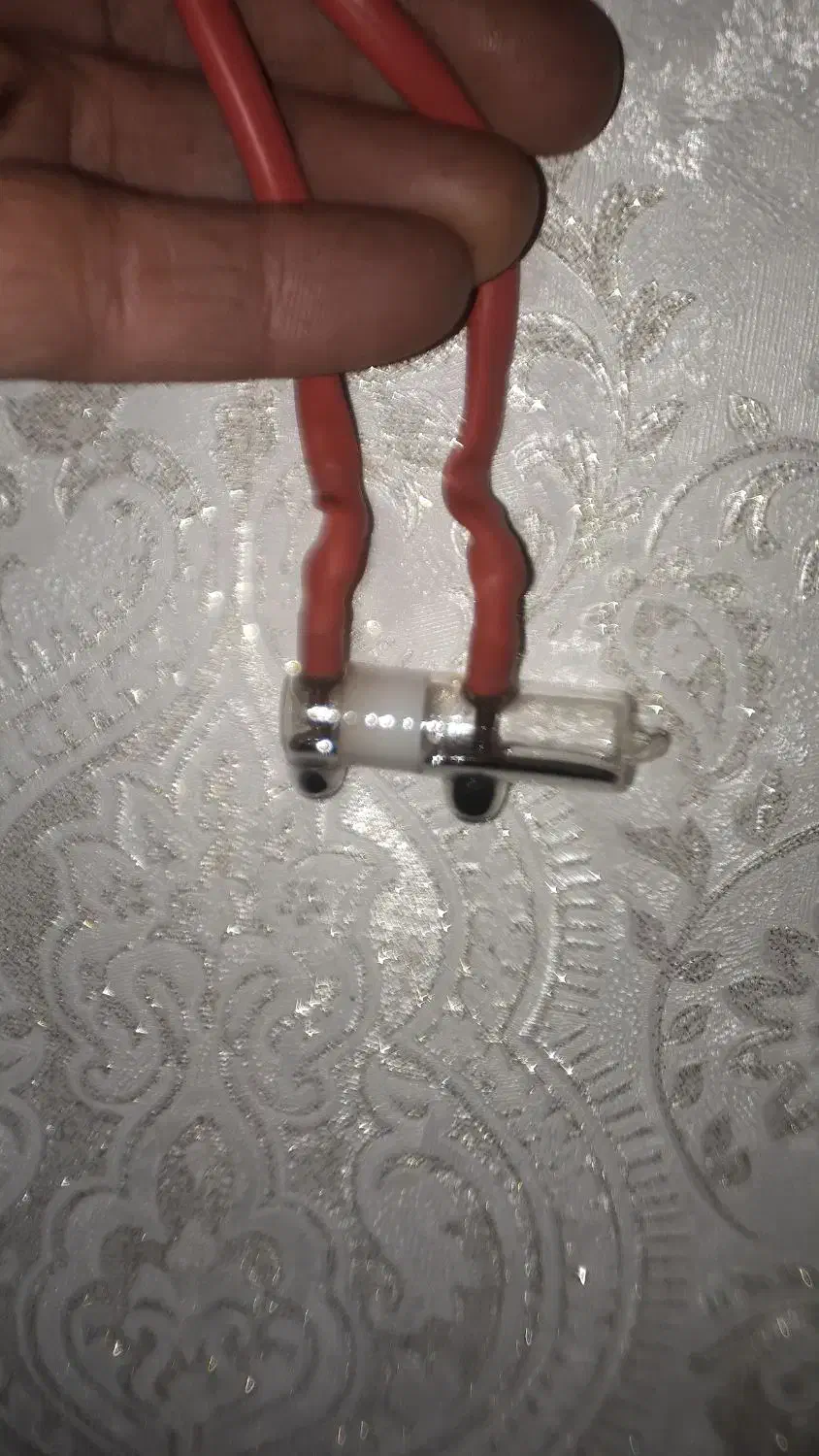 فیوز جیوه ای|صوتی و تصویری|قنوات, |دیوار