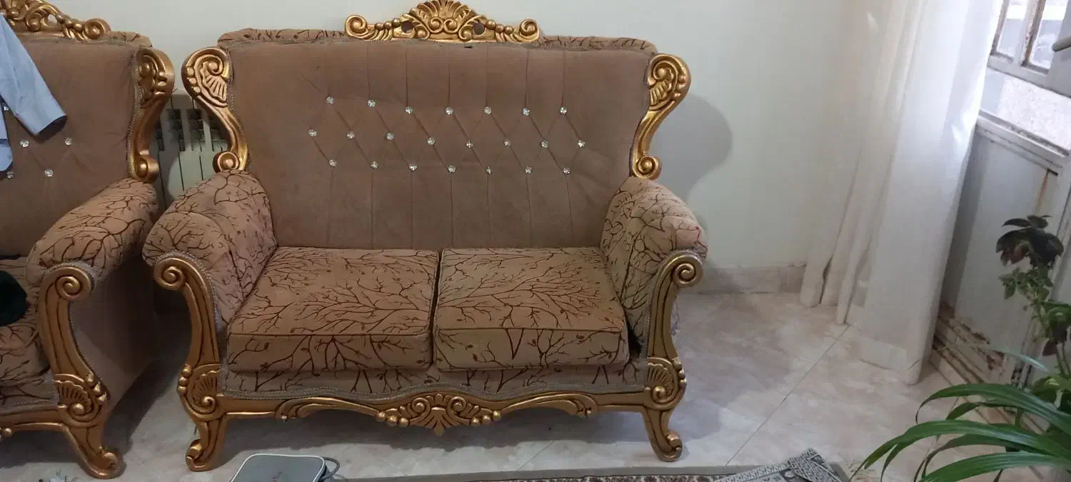 مبل ۷ نفره همراه با عسلی|مبلمان خانگی و میز عسلی|نهاوند, |دیوار