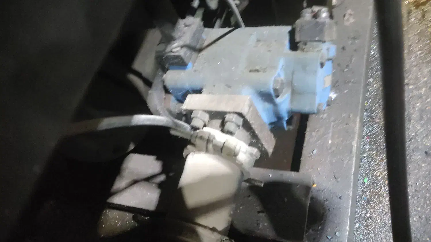 دستگاه تزریق پلاستیک 500 تن|ماشینآلات صنعتی|فورگ, |دیوار