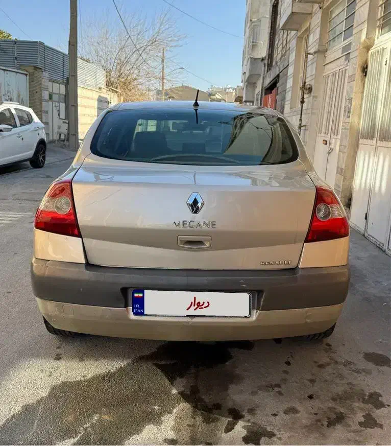 رنو مگان اتومات 2000|خودرو سواری و وانت|شیراز, احمدی جنوبی|دیوار