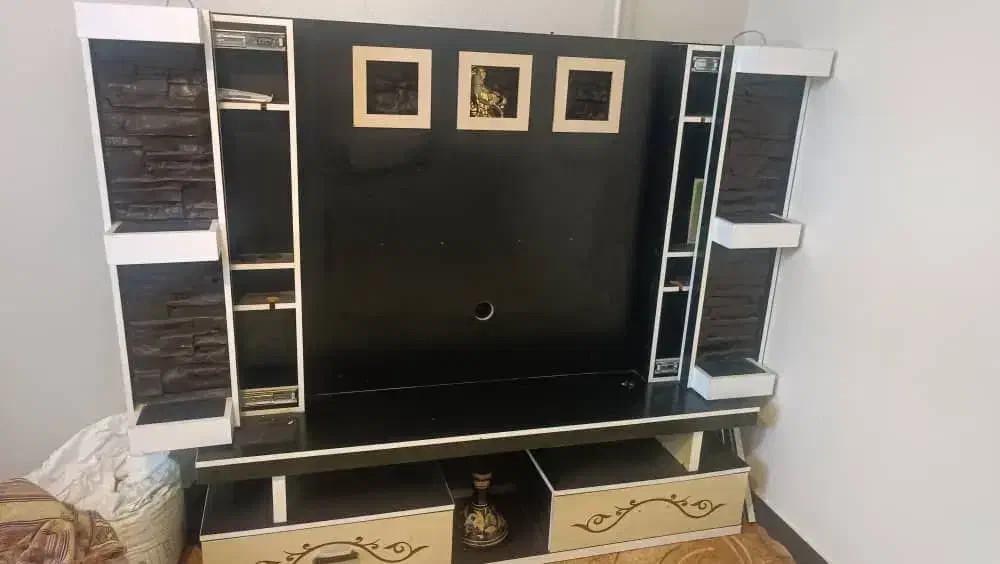 میز تلوزیون و مبل|مبلمان خانگی و میز عسلی|اسلام آباد, |دیوار