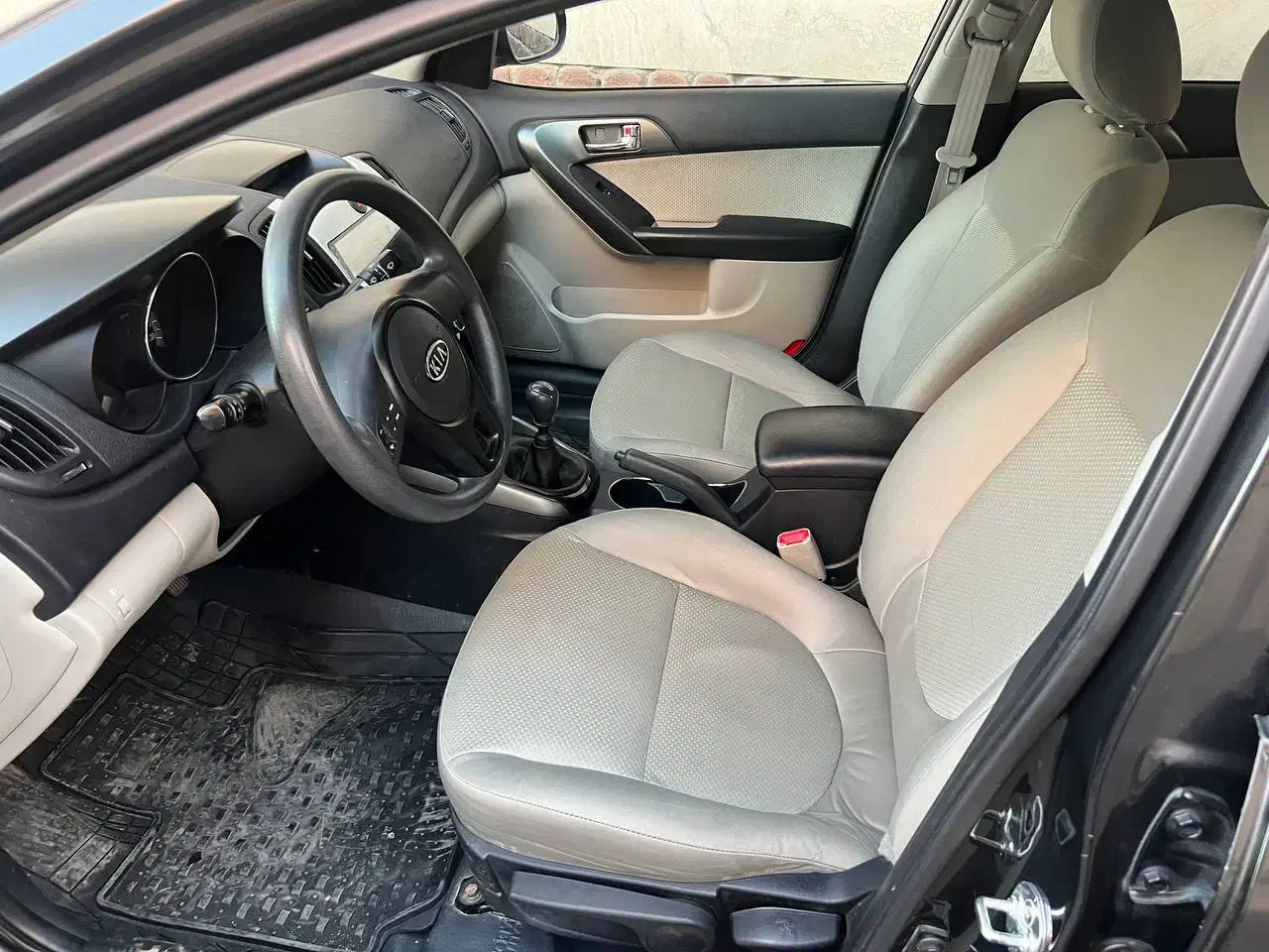 کیا سراتو مدل ۹۴ 1600cc|خودرو سواری و وانت|شیراز, سینما سعدی|دیوار