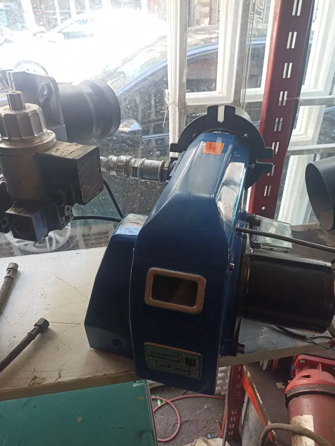 مشعل گازی ۱۰۰ هزار مشعل شرکتی معاوضه تعمیر|آبگرمکن، پکیج، شوفاژ|مشهد, آبکوه|دیوار