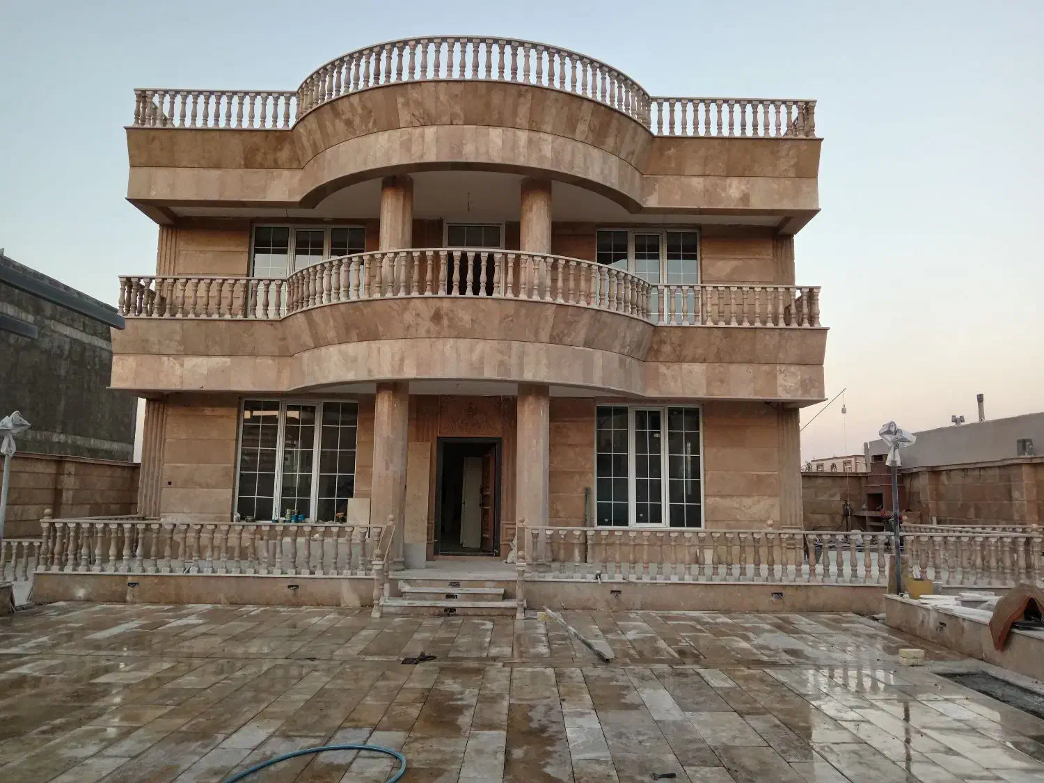 نصب نرده سنگی، نصاب نرده سنگ صراحی|خدمات پیشه و مهارت|اصفهان, محمودآباد|دیوار