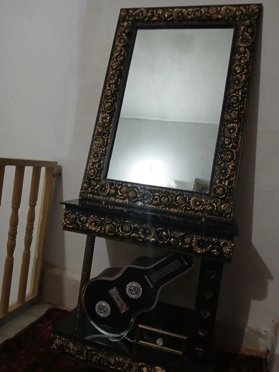 آینه شمعدون|آینه|اقبالیه, |دیوار