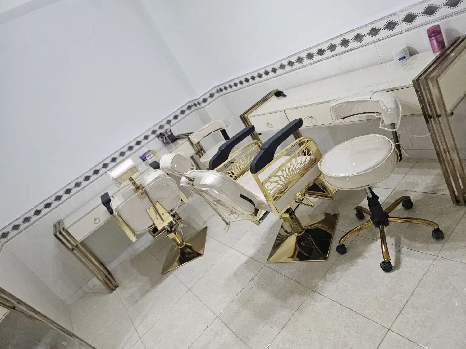 کاور صندلی|آرایشگاه و سالن‌های زیبایی|بهارستان, |دیوار