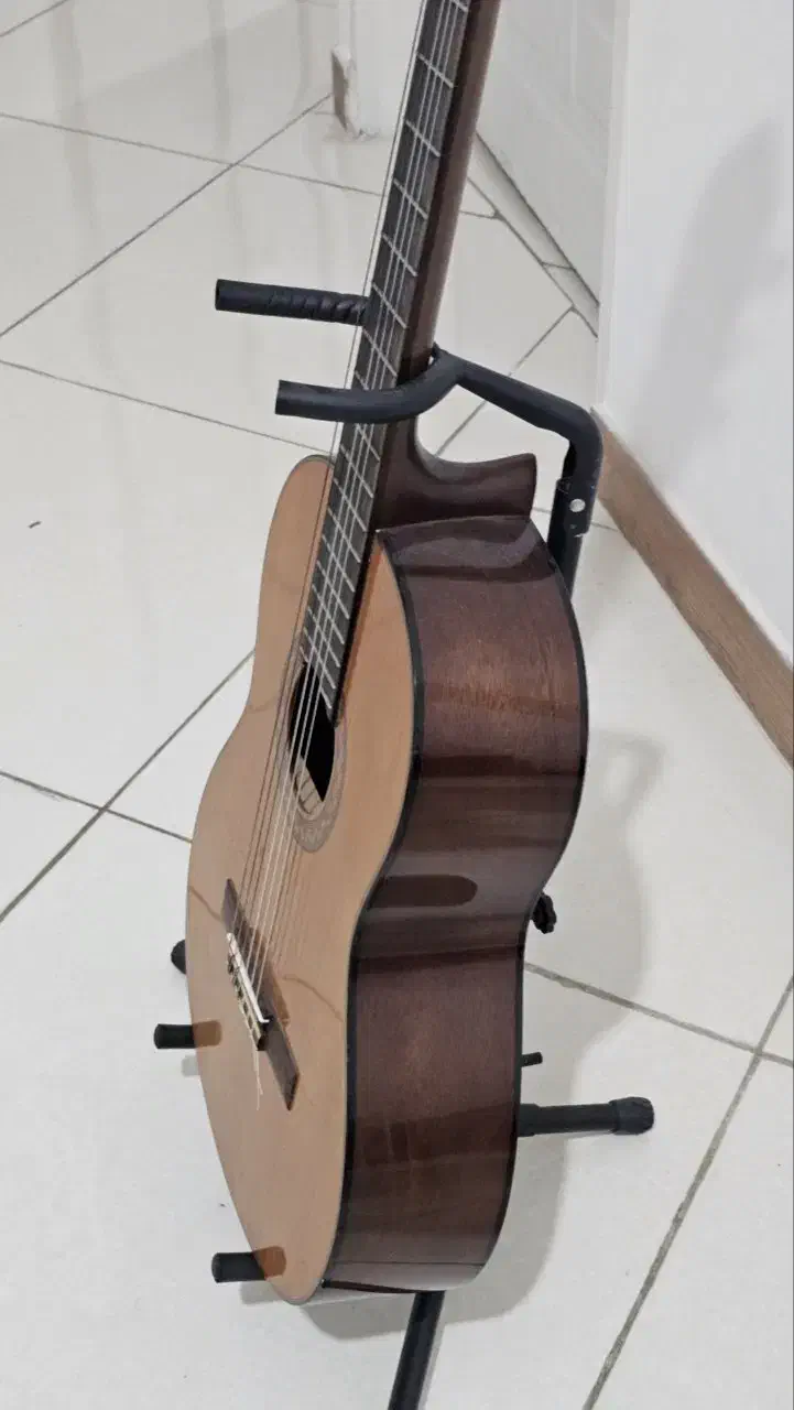 گیتار یاماها C70|گیتار، بیس، امپلیفایر|تهران, صادقیه|دیوار