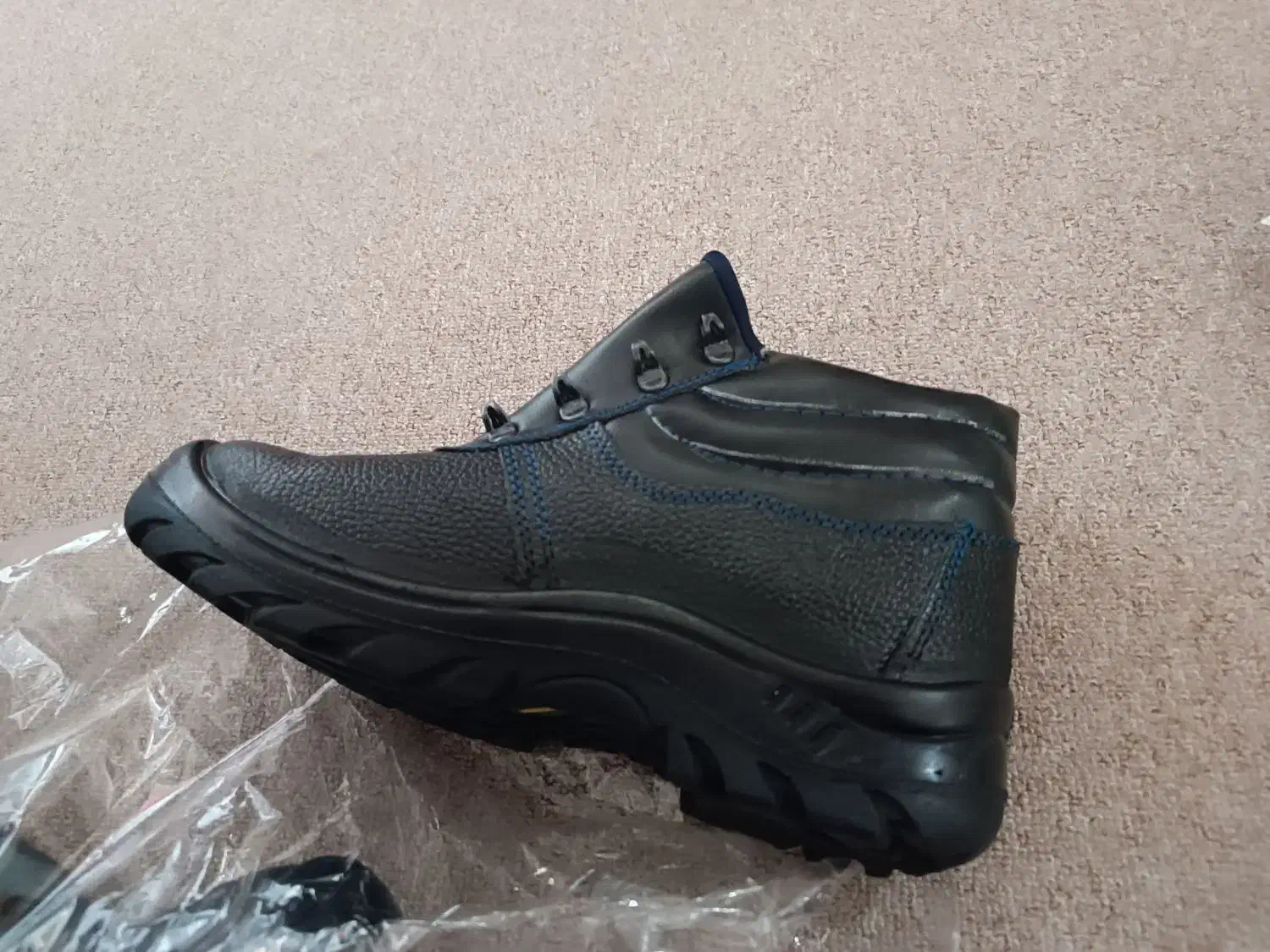 کفش ایمنی کار|کیف، کفش، کمربند|ایلام, |دیوار