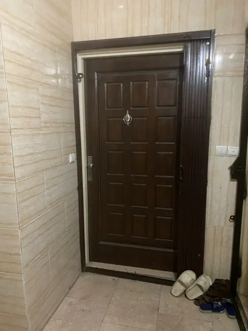 آپارتمان ۴۳ متر/پارکینگ / آسانسور//پرواز