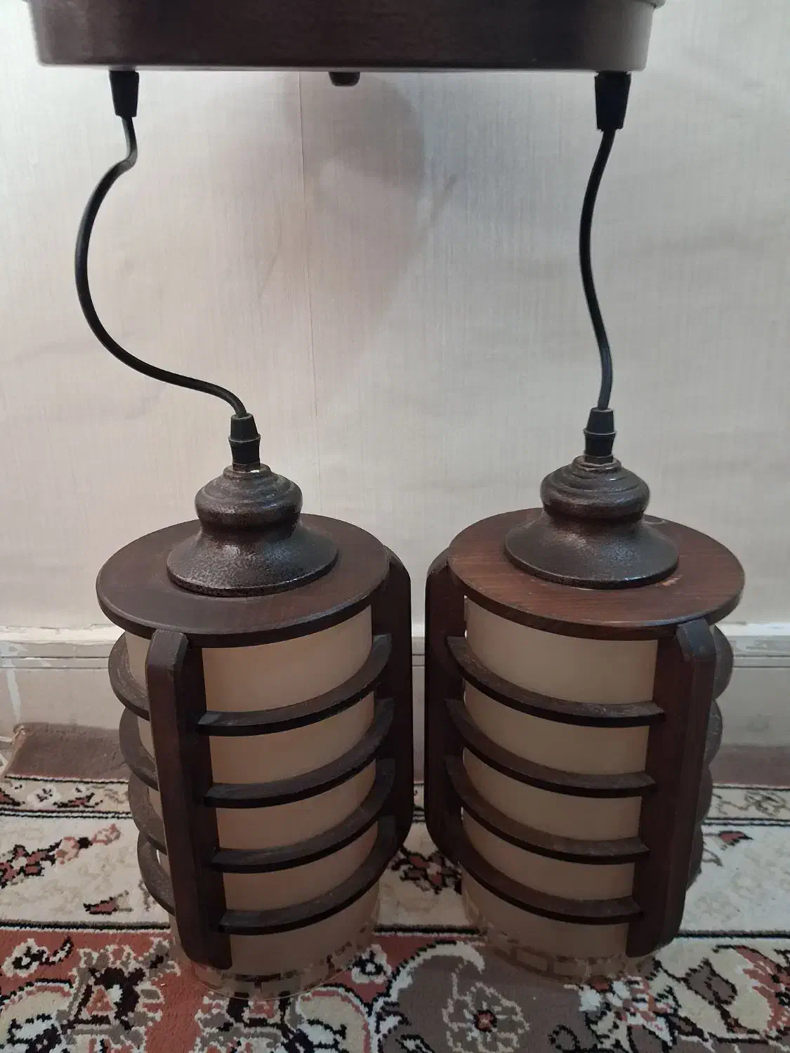 لوستر دو شاخه چوبی|لوستر و چراغ آویز|اراک, |دیوار