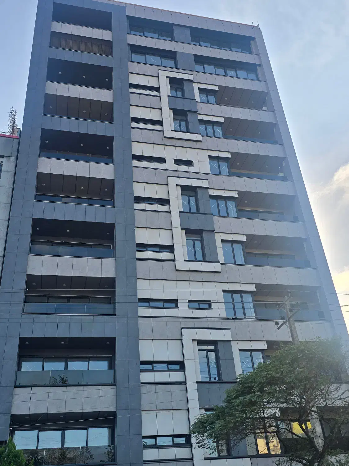 ۳۸۰ متری طبقه۹ ویو دریا تک واحدی نوساز برپاسداران|فروش آپارتمان|بندر انزلی, پاسداران|دیوار