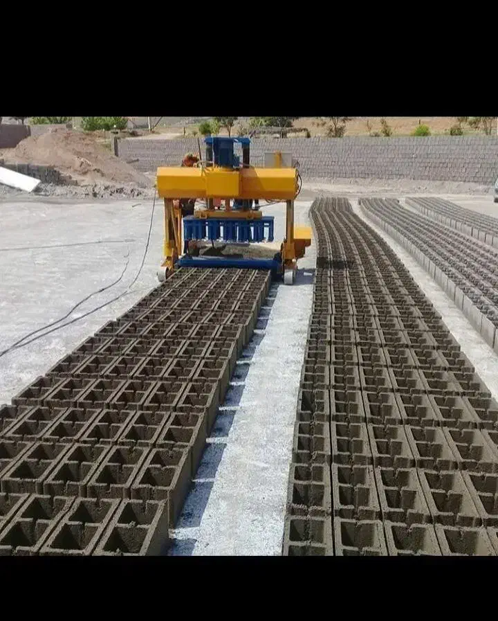 دستگاه بلوکه ومیکسر بتن ماشین اصفهان|ماشین‌آلات صنعتی|مشهد, طرق|دیوار