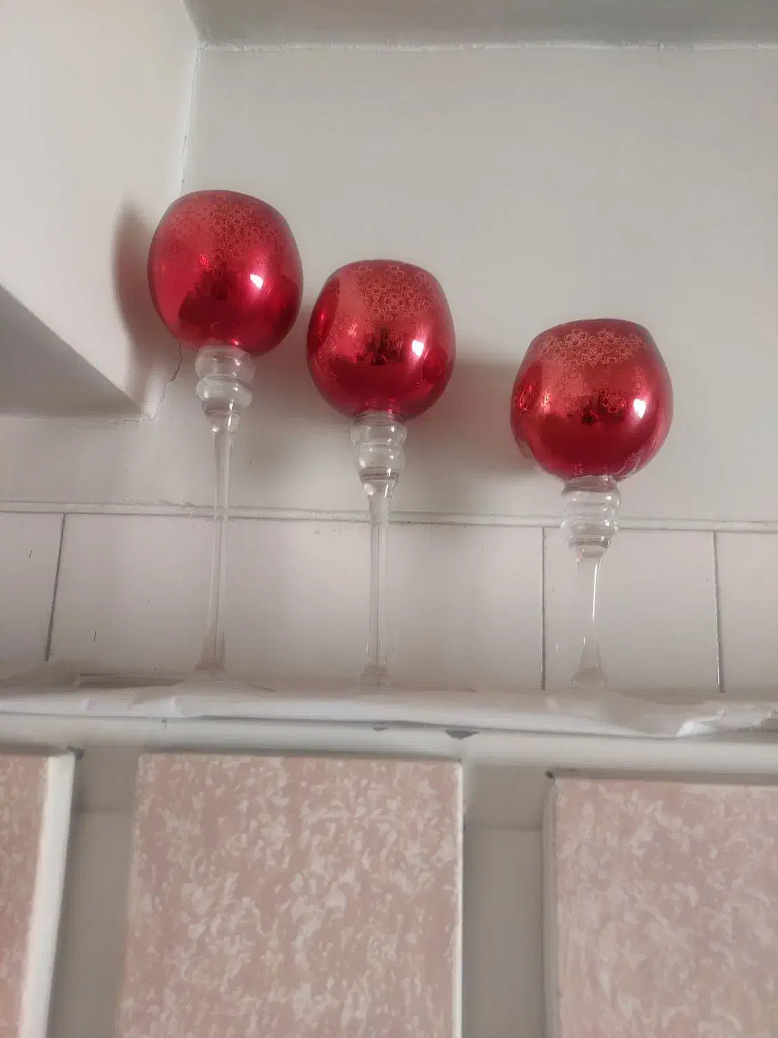 ۳ عدد جام بزرگ شمعدان قرمز برای شب یلدا|کلکسیون اشیاء عتیقه|لنجان, |دیوار