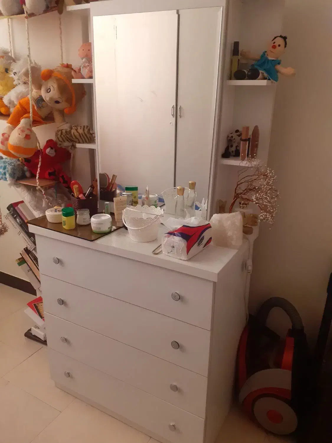 میز توالت|جاکفشی، کمد، دراور|اندیشه, اندیشه فاز ۱|دیوار