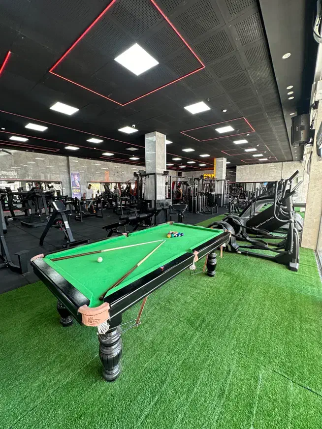 استخدام نظافتچی باشگاه آقایان|استخدام سرایداری و نظافت|هشتگرد, فاز ۱ مهستان|دیوار