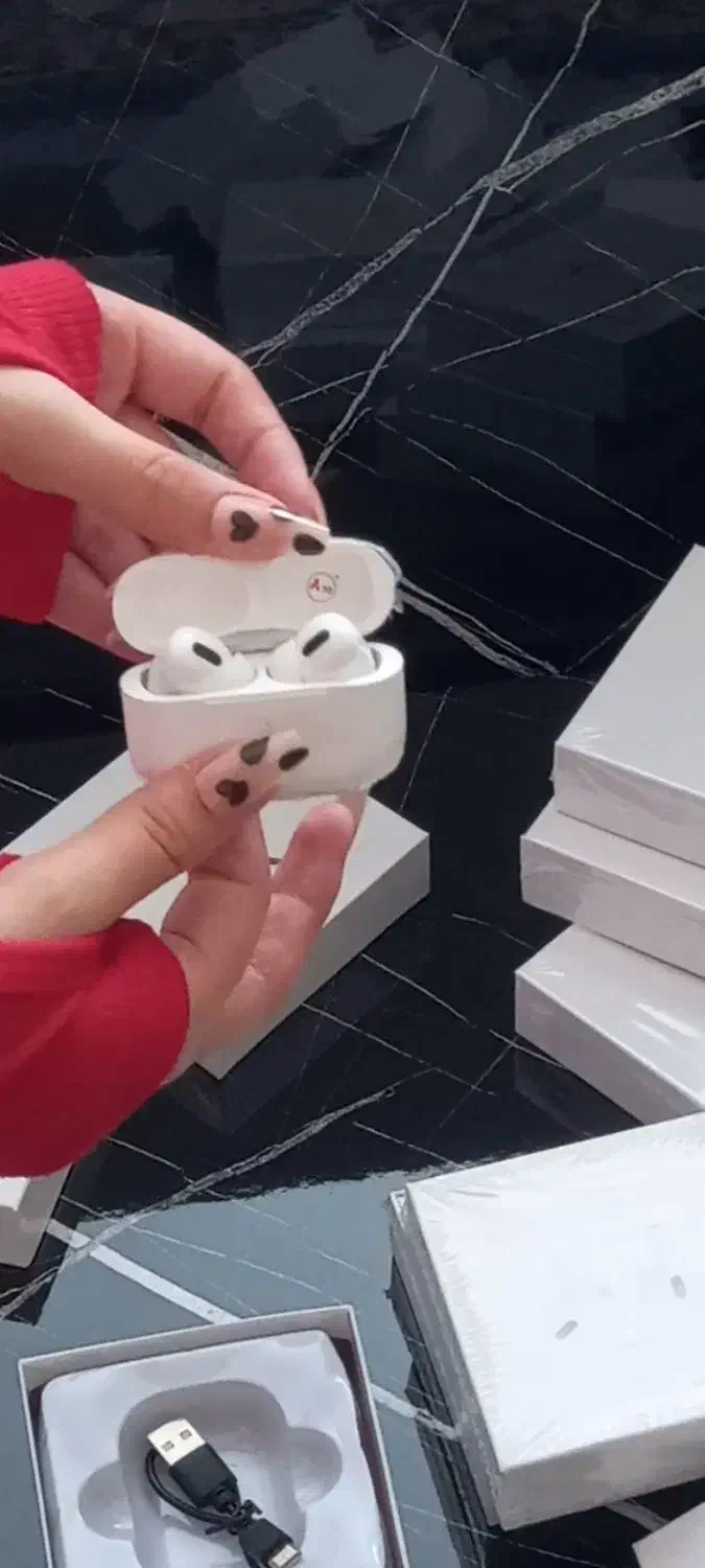 ایرپادپرو فقط۳۰۰تومن|لوازم جانبی موبایل و تبلت|اردبیل, |دیوار