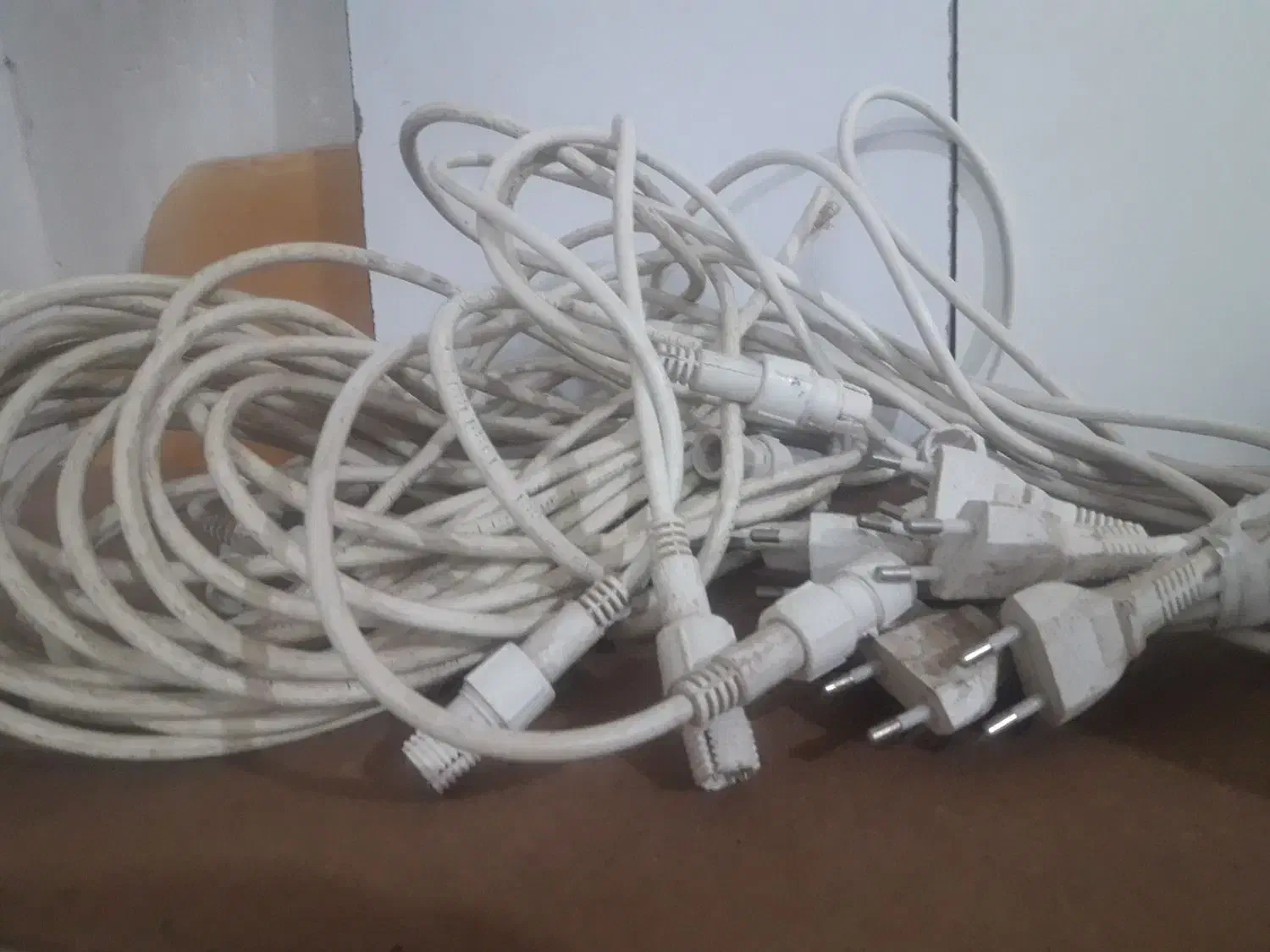 ظبط  سی دی خور  و کابل لامپ هالوژن|پخش‌کننده DVD و ویدیو|قم, شاه ابراهیم|دیوار