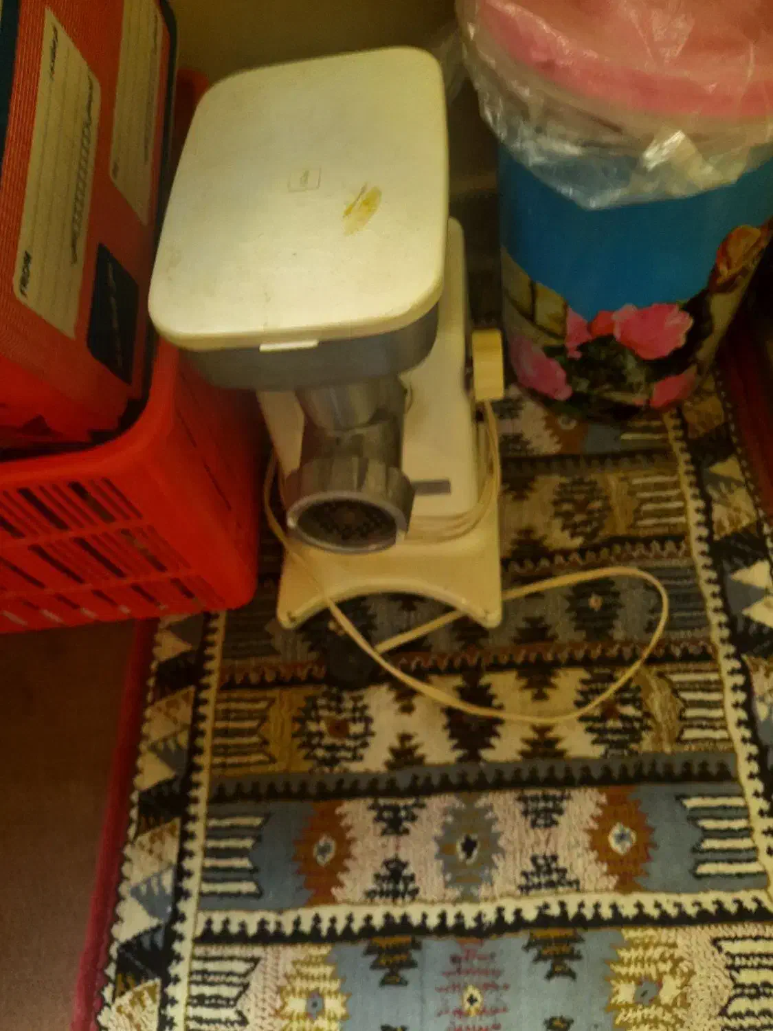 چرخ گوشت سالم وکم کارکرده|خردکن، آسیاب، غذاساز|تبریز, |دیوار