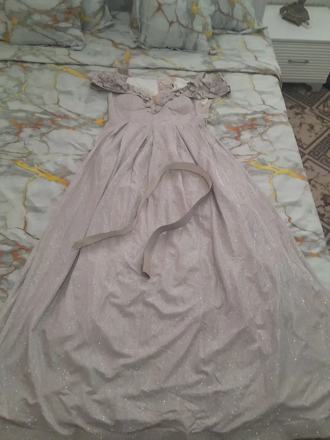 دو دست پیراهن مجلسی|لباس|اردبیل, |دیوار