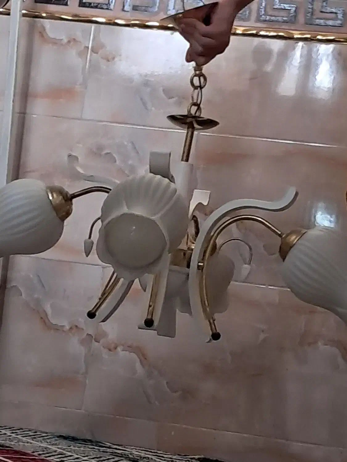 لوستر ۴ شاخه|لوستر و چراغ آویز|قرچک, زیبا شهر|دیوار