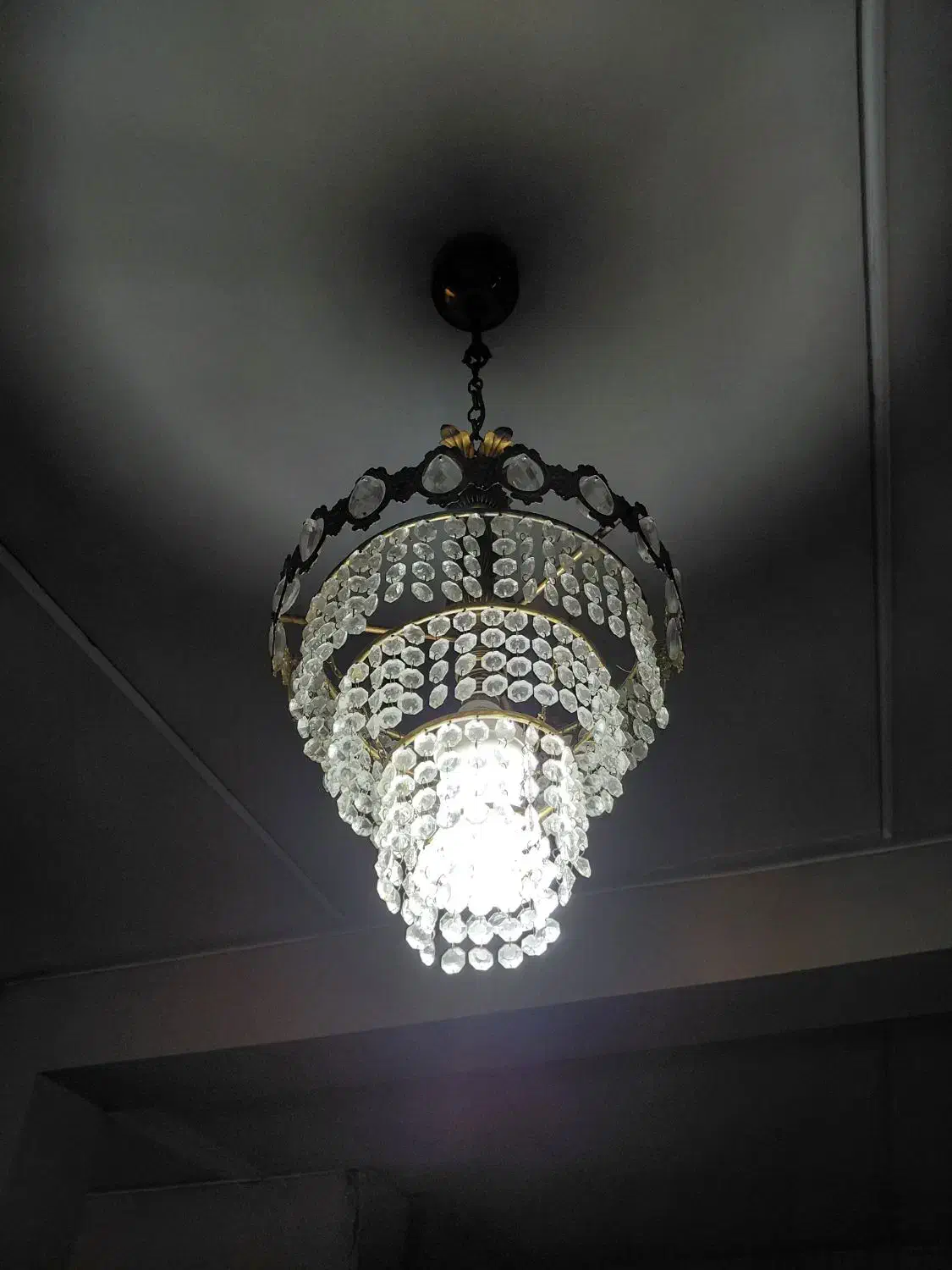 فروش لوستر کریستالی آنتیک|لوستر و چراغ آویز|اصفهان, خانه اصفهان|دیوار