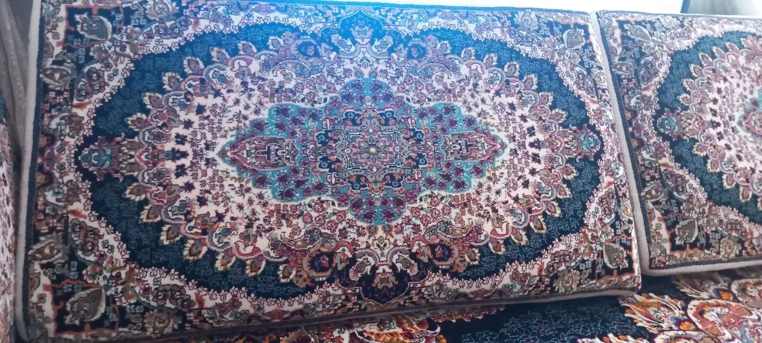 ۶ عدد پشتی|پشتی|کرمانشاه, |دیوار