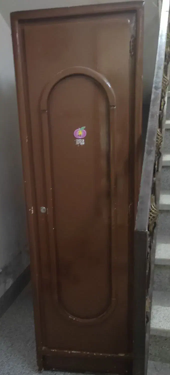 فروش فوری کمد جفتی، کمد بچه، آباژور، ساعت|حراج|فولادشهر, C4|دیوار