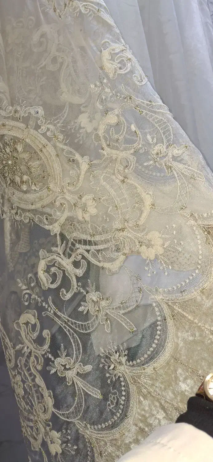 خشکشویی مدرن چروک|خدمات نظافت|بروجرد, |دیوار