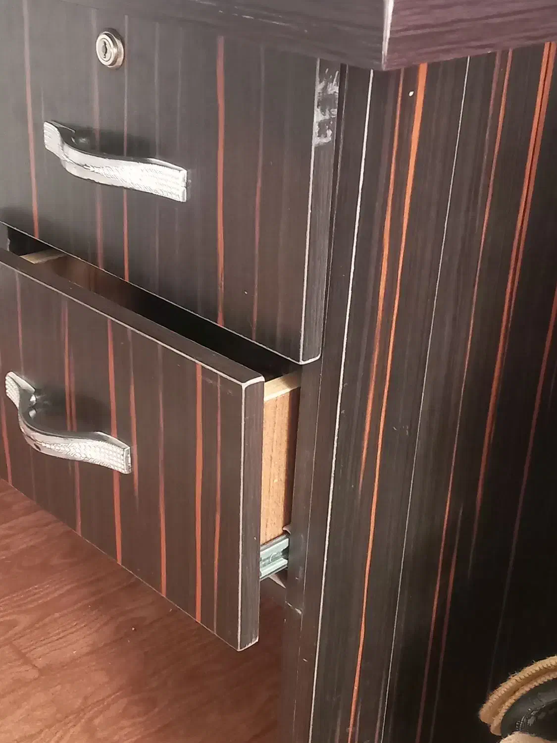 میز ریاست|دفتر کار|خوی, |دیوار