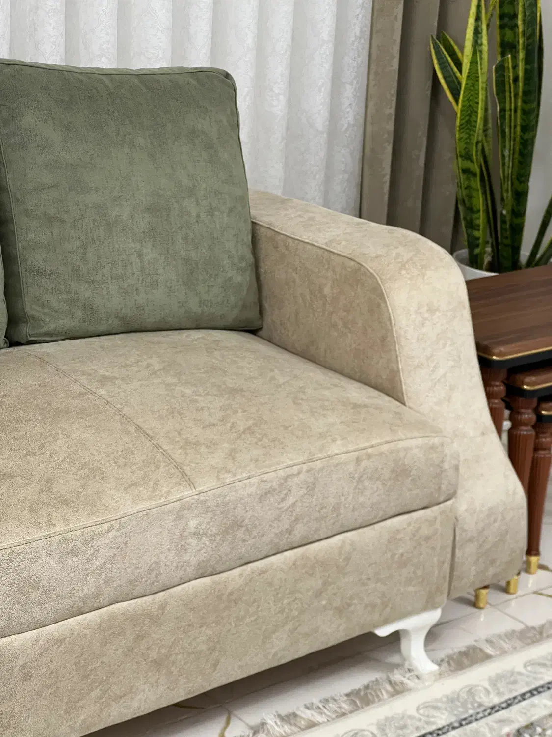 مبلمان راحتی ۸ نفره|مبلمان خانگی و میز عسلی|گلپایگان, |دیوار