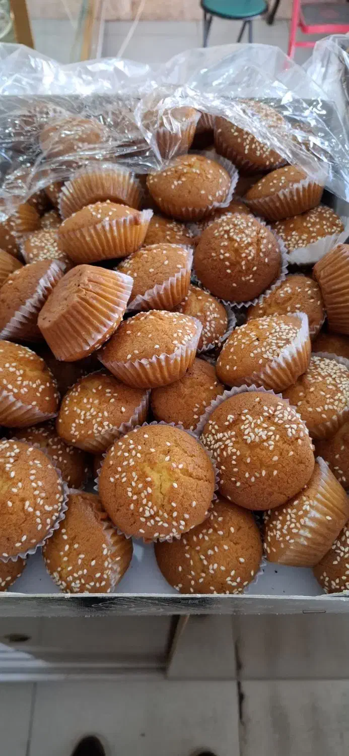 کیک شیر،کیک یزدی،کیک تخته ای،نون کشمشی تازه خانگی|خدمات پذیرایی، مراسم|کرمان, |دیوار