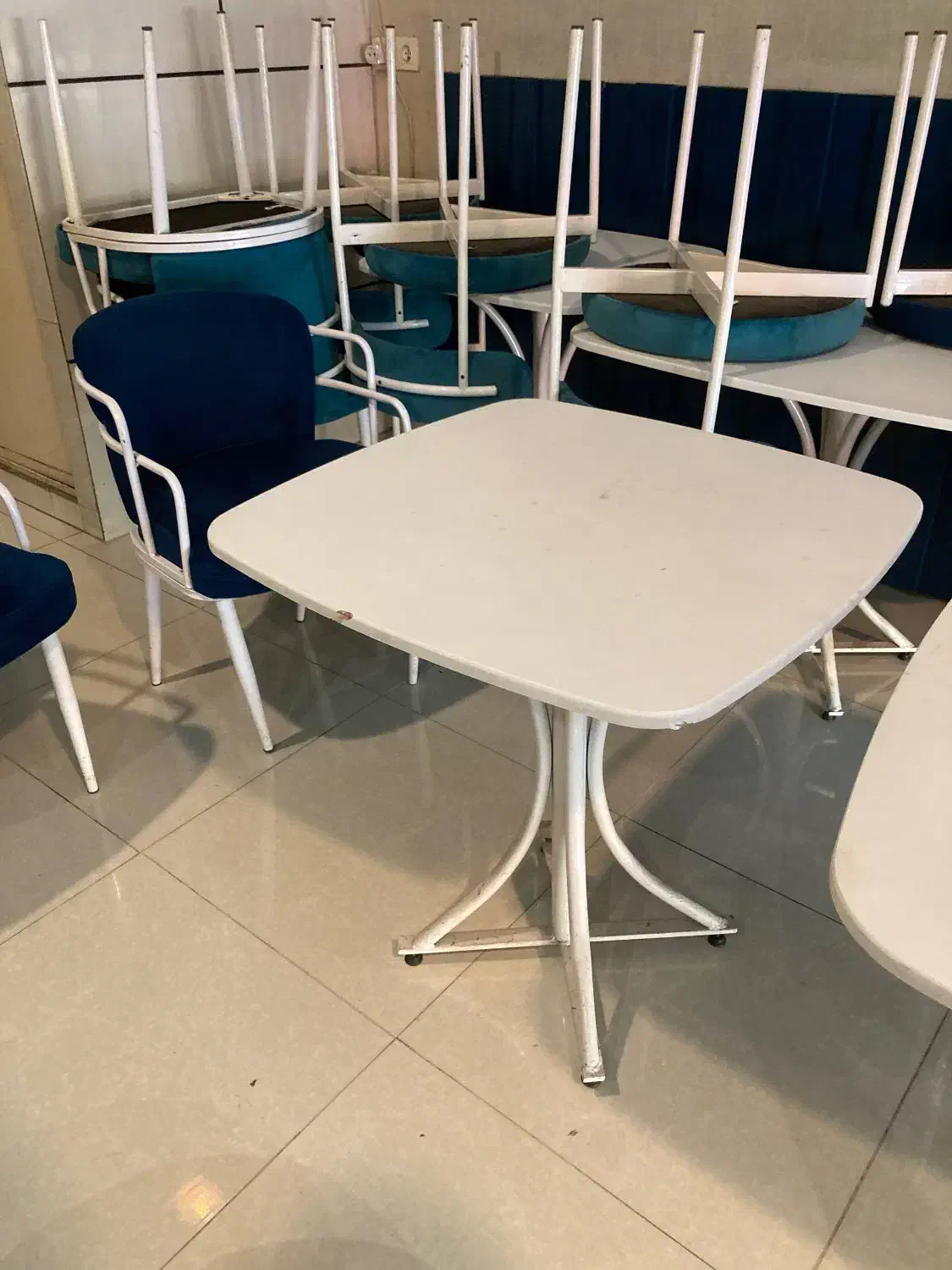 فروش میز و صندلی کافی شاپ|کافیشاپ و رستوران|الوند, |دیوار