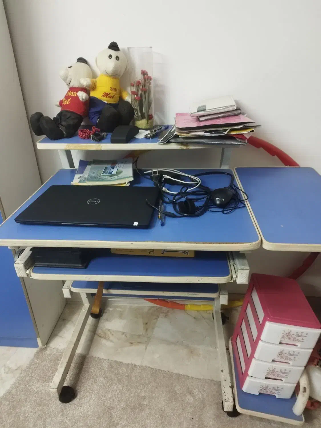 کمد کودک یا نوجوان و میز کامپیوتر یا میز تحریر|جاکفشی، کمد، دراور|قائم‌شهر, |دیوار