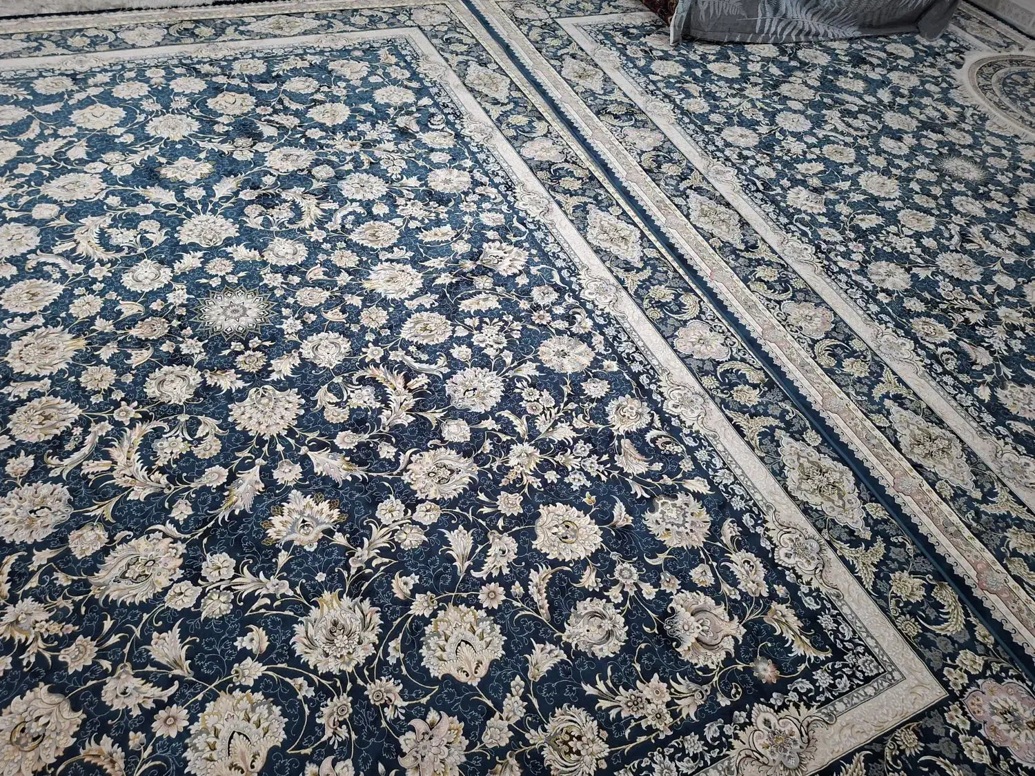 فرش و پشتی|فرش|زنجانرود, |دیوار