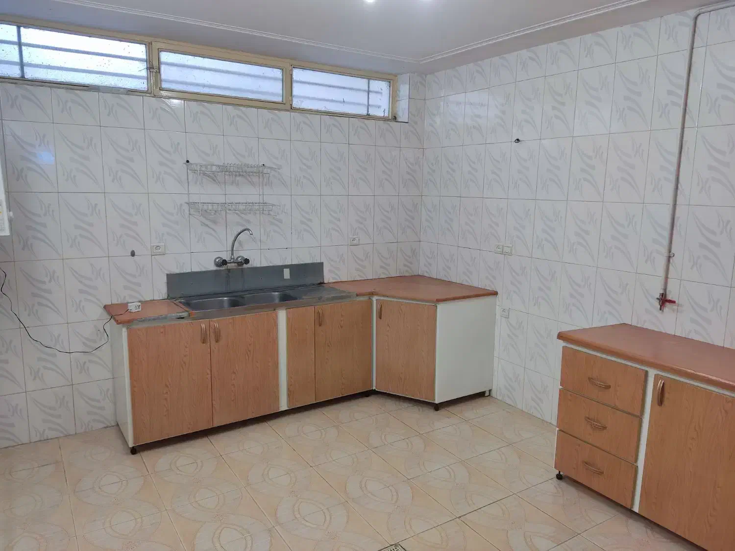 اجاره زیرزمین مسکونی|اجارهٔ خانه و ویلا|شهرضا, |دیوار