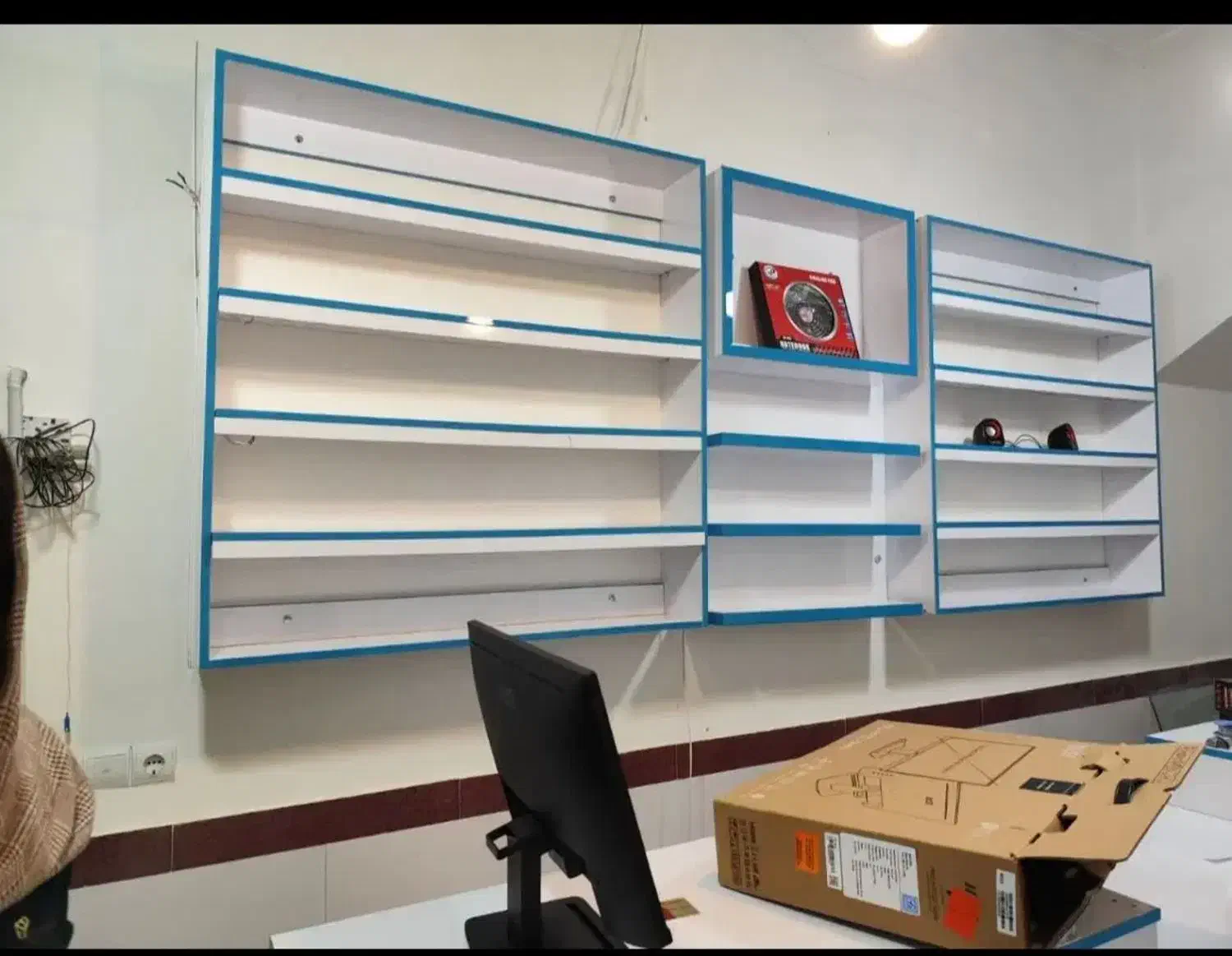 قفسه mdf در حد نو|کتابخانه، شلف، قفسه‌های دیواری|مینودشت, |دیوار