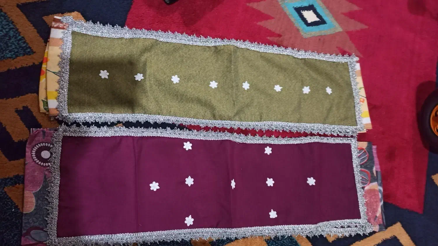 سردستبند|کفش و لباس بچه|لردگان, |دیوار