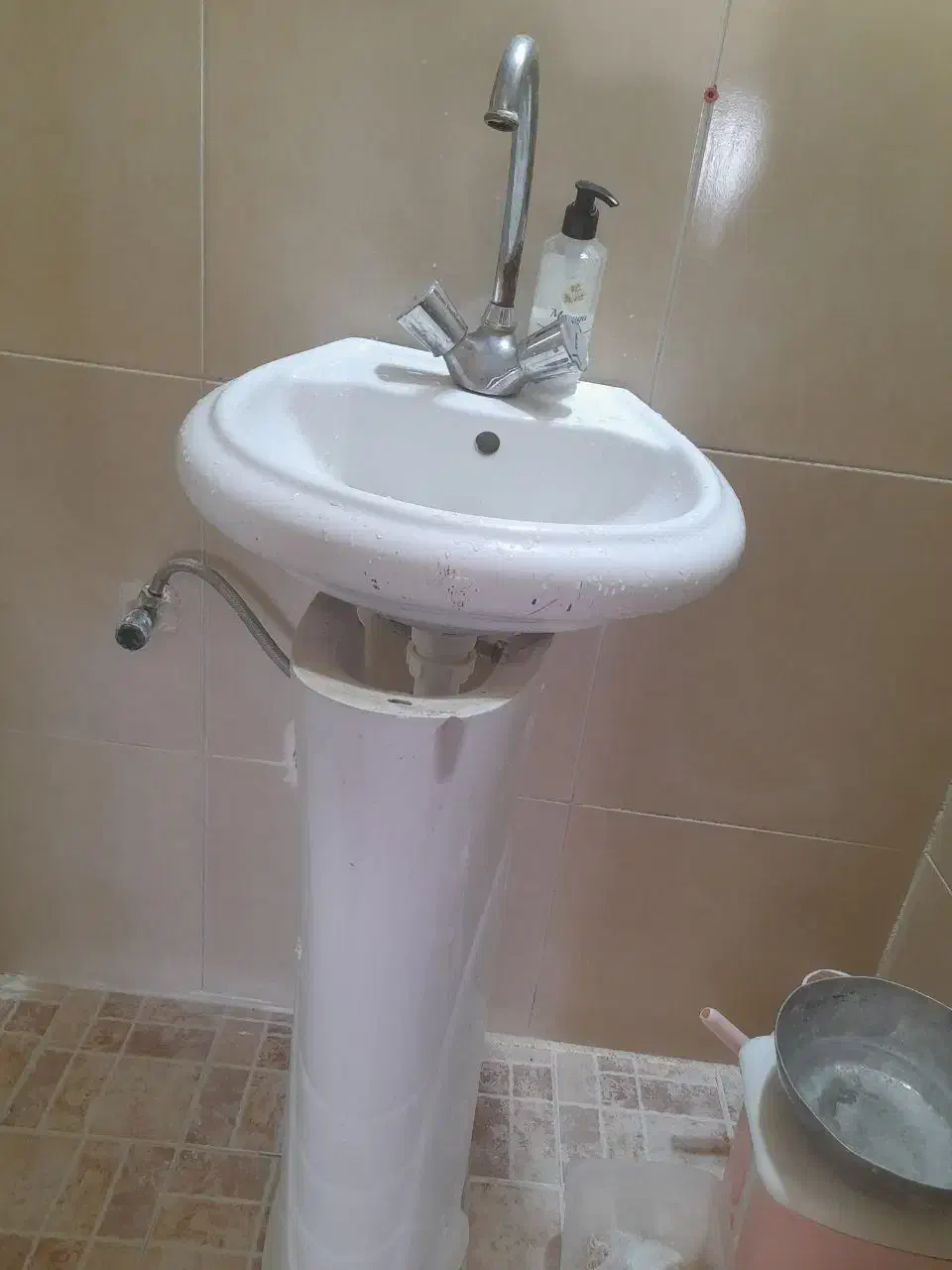 لوازم منزل میز موکت جاکفشی|مبلمان خانگی و میز عسلی|زاهدان, |دیوار