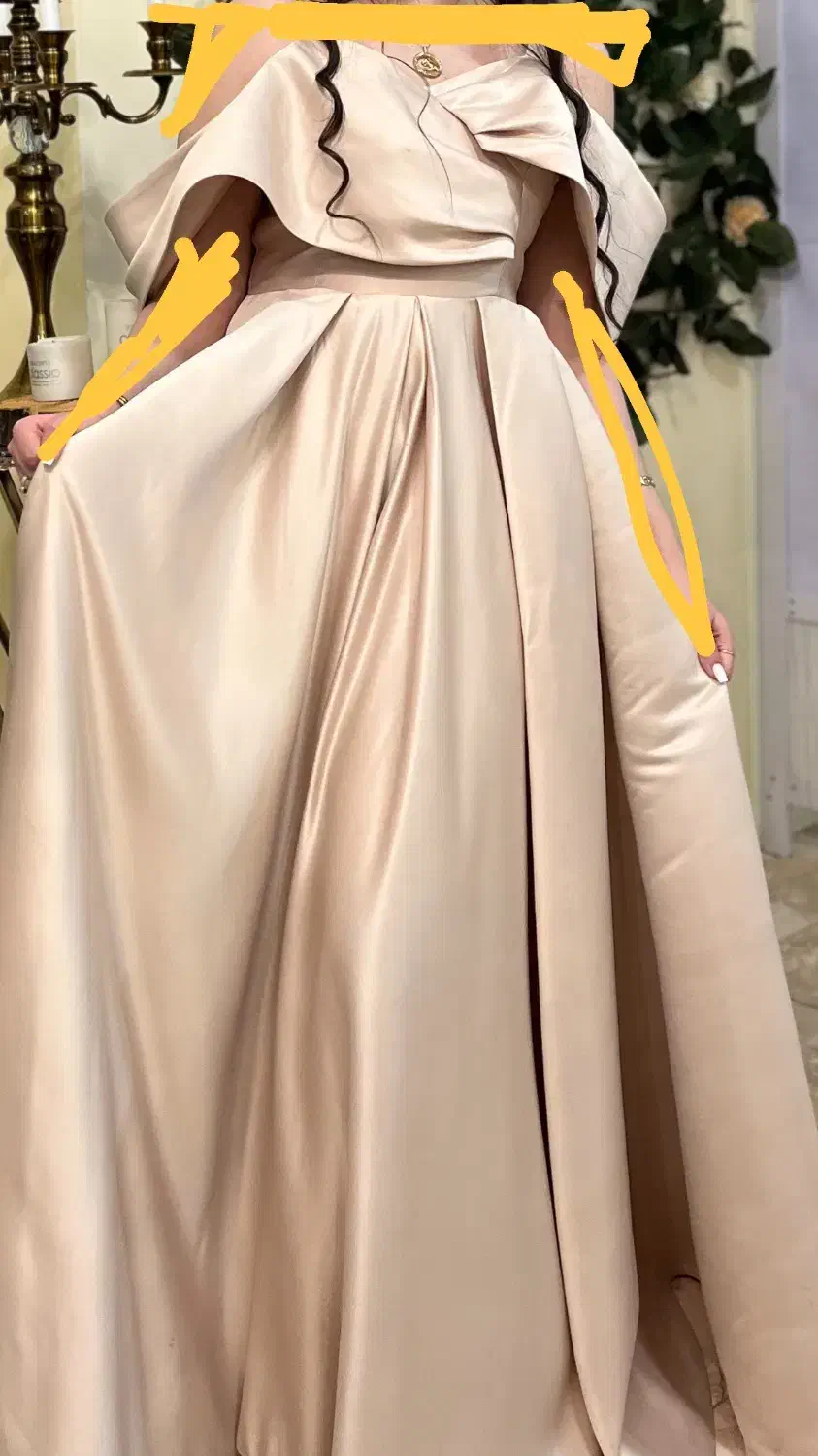 لباس مجلسی|لباس|شاهینشهر, خانه کارگر|دیوار