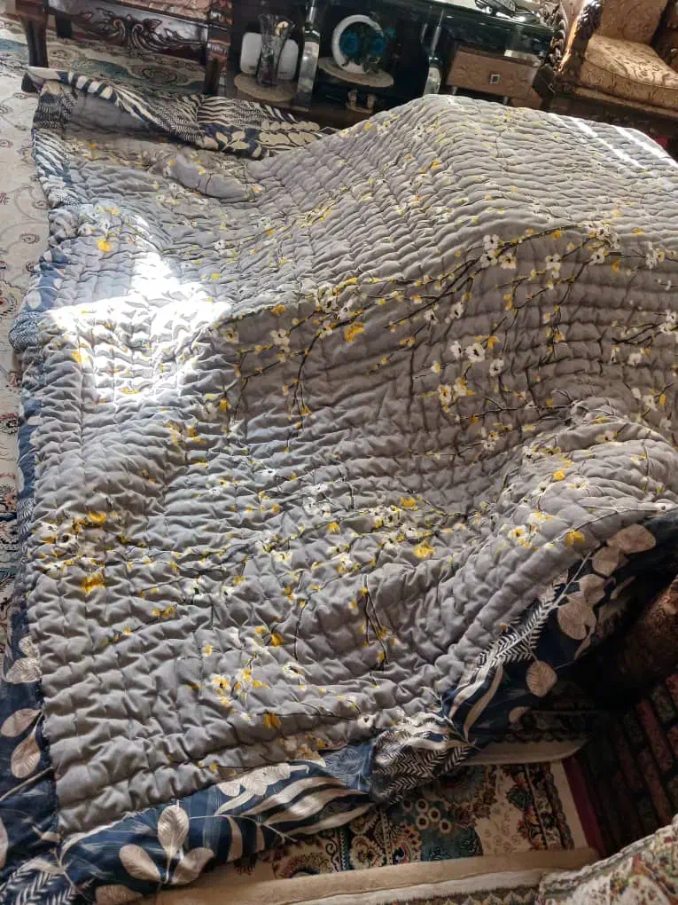 لحاف کرسی بزرگ|رختخواب، بالش، پتو|اصفهان, سودان|دیوار