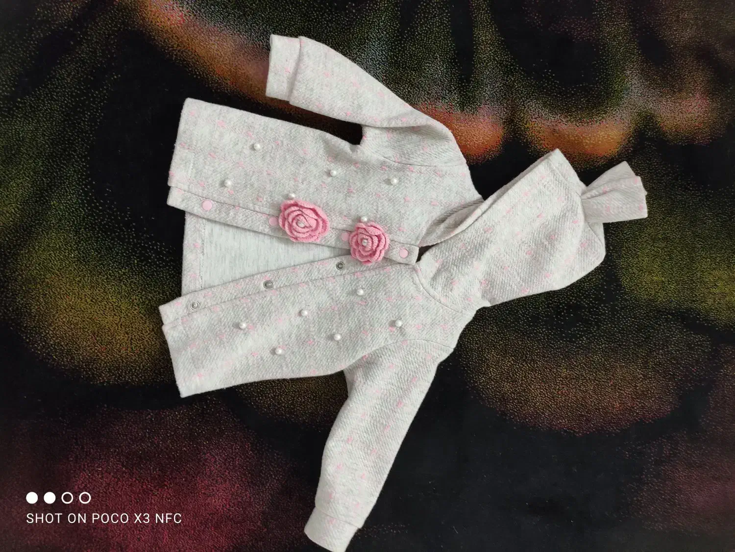 انواع لباس بچگانه|کفش و لباس بچه|قنوات, |دیوار