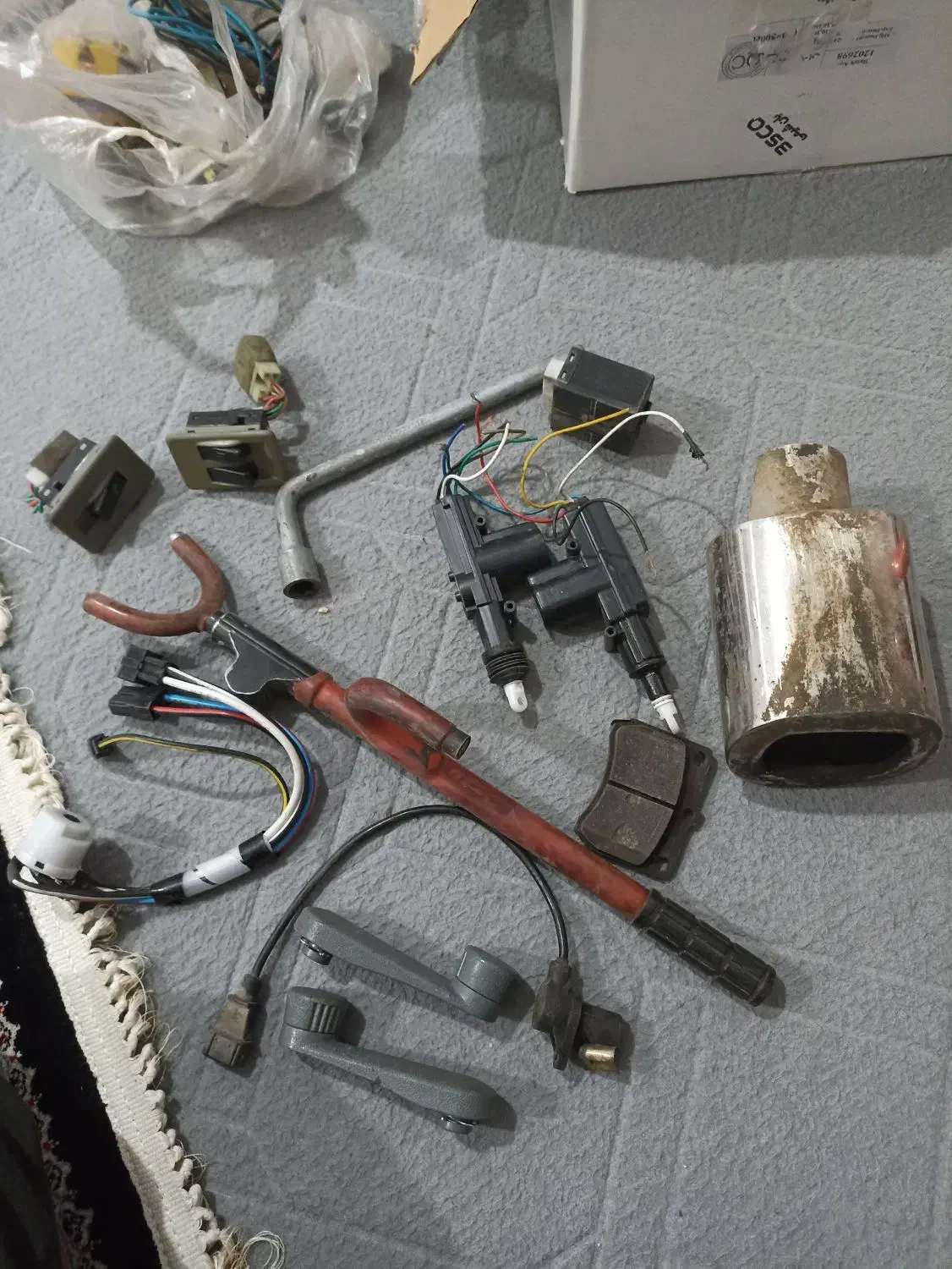 تعدادی وسایل پراید|قطعات یدکی و لوازم جانبی|همدان, |دیوار