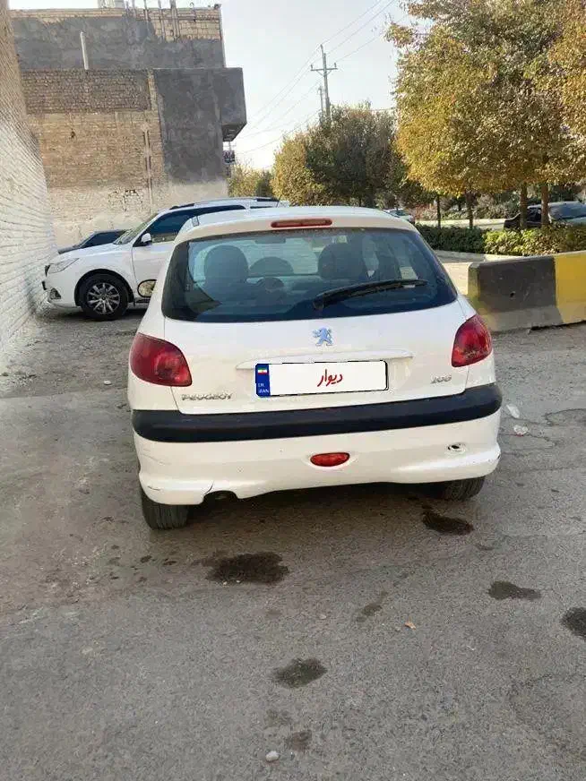 ۲۰۶ مدل ۹۹ بیرنگ فقط کاپوت تعویض|خودرو سواری و وانت|قم, باجک دو|دیوار