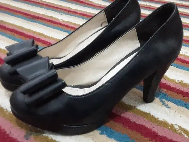 کفش مجلسی|کیف، کفش، کمربند|مشهد, موعود|دیوار