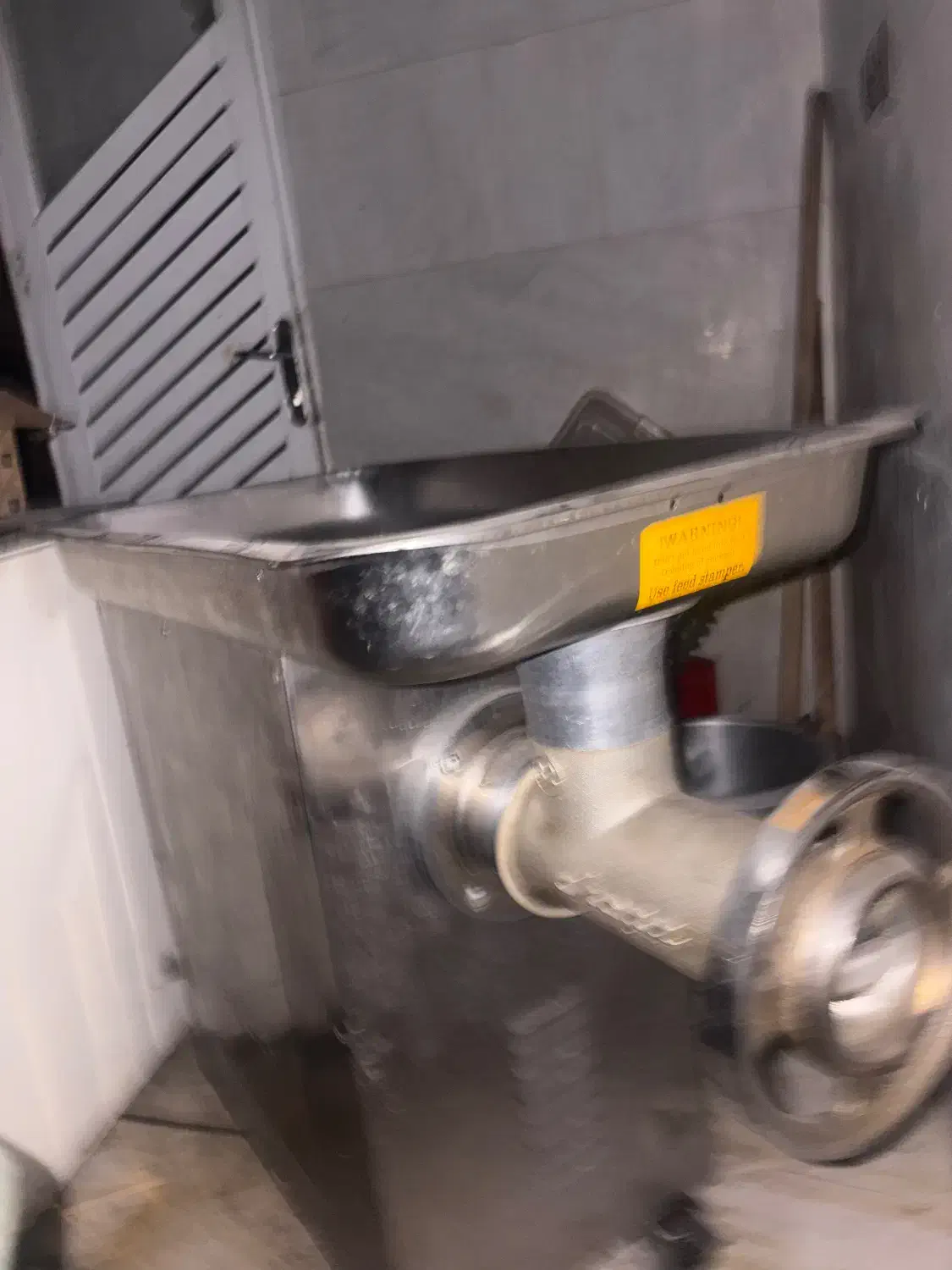 چرخ‌گوشت صنعتی  چگا ۳۲|کافی‌شاپ و رستوران|تهران, هروی|دیوار