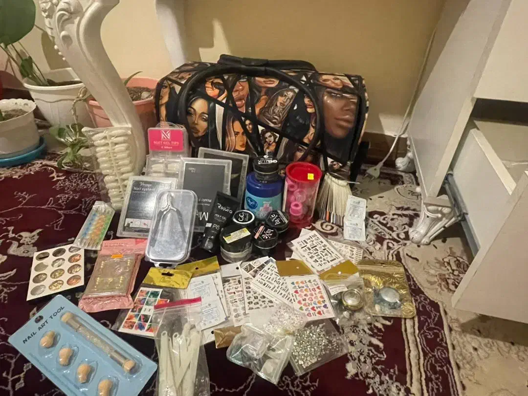 وسایل ناخن|آرایشی، بهداشتی، درمانی|هشتگرد, شهرک گلها|دیوار